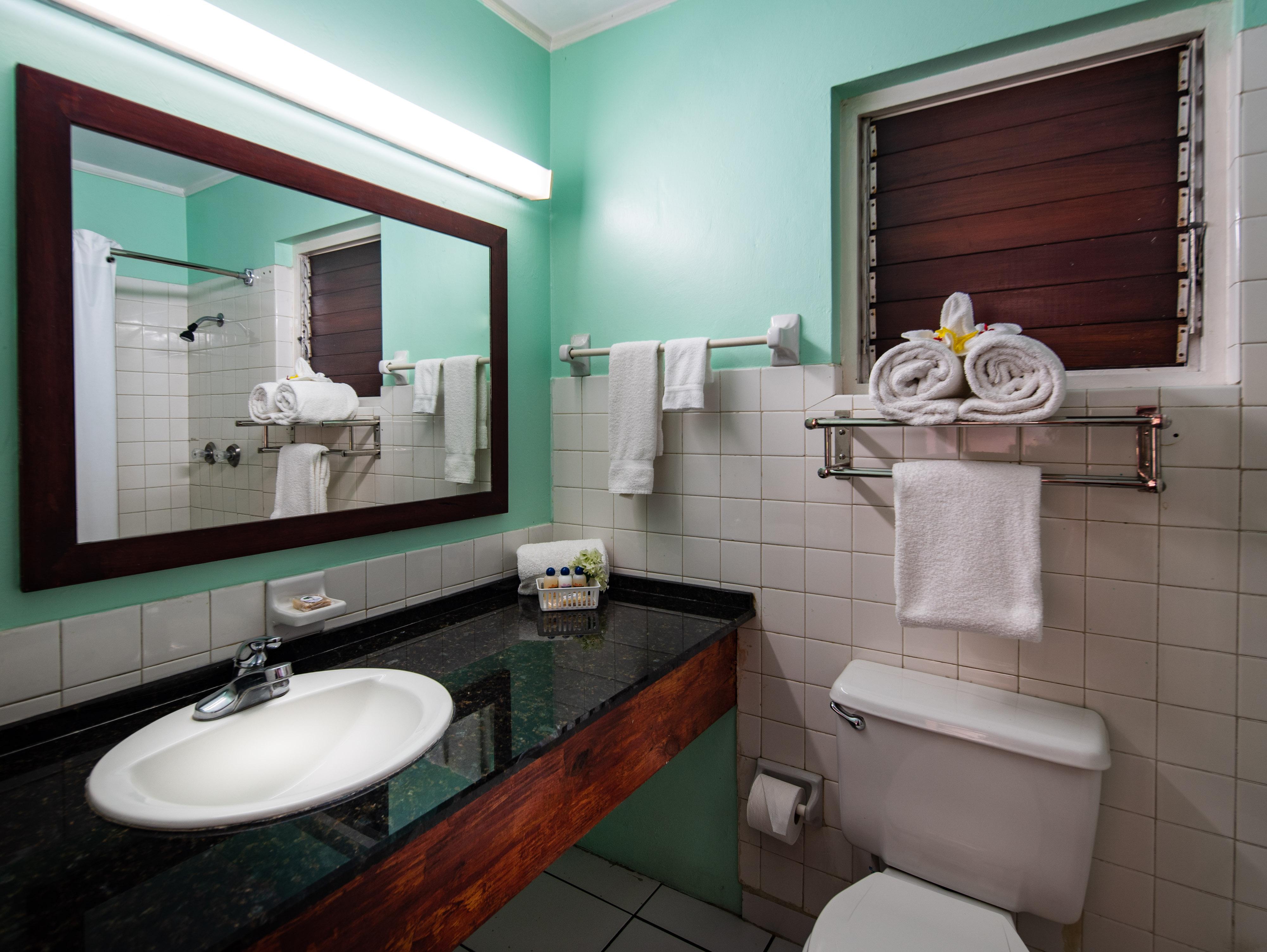 Toby'S Resort Montego Bay Buitenkant foto