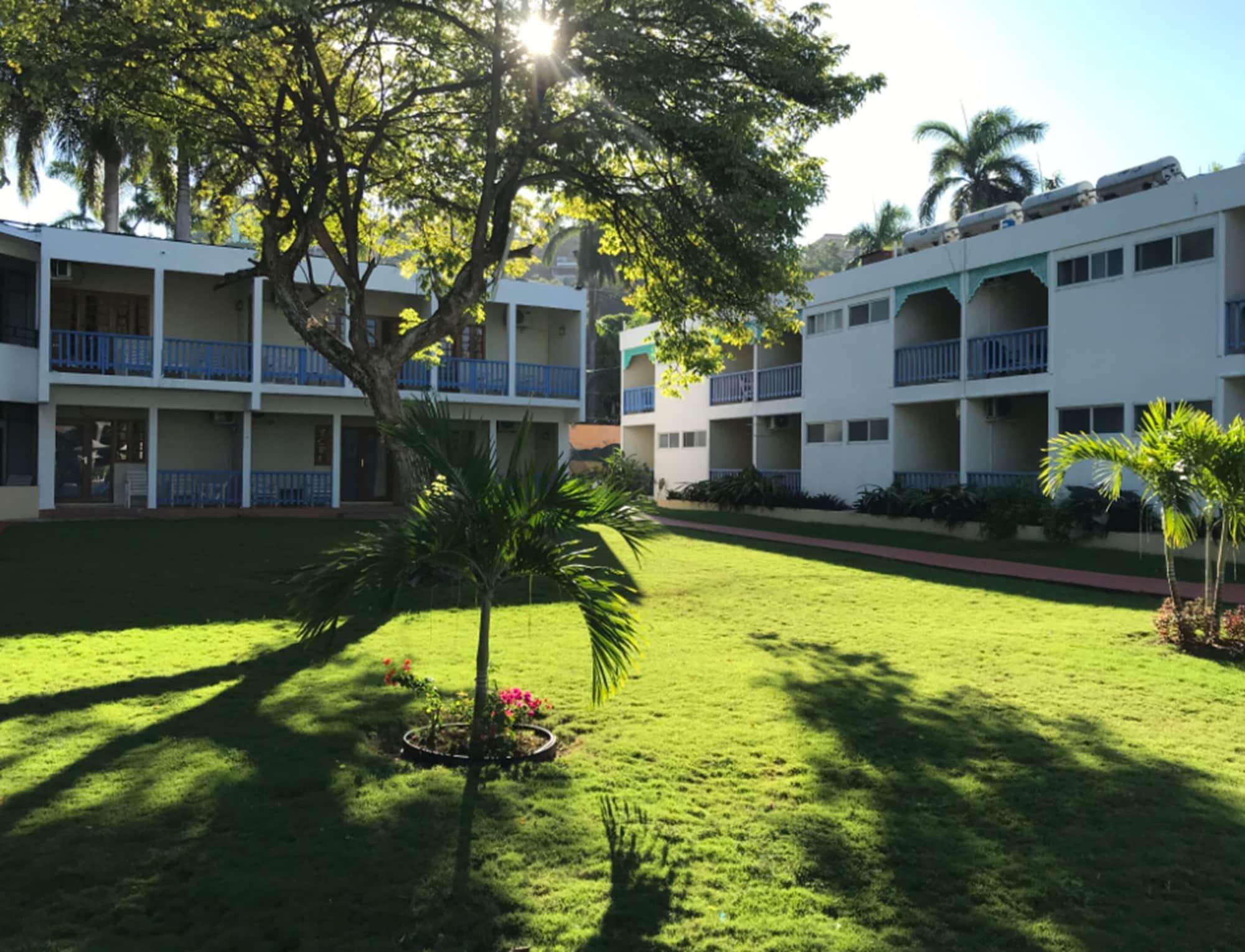 Toby'S Resort Montego Bay Buitenkant foto